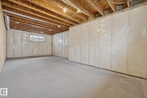 7087 Kiviaq Crescent, Edmonton, AB - Indoor Photo Showing Basement