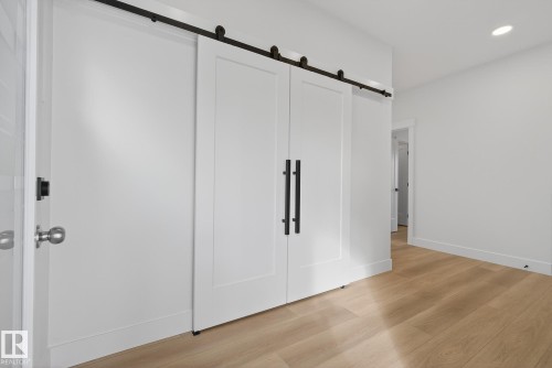 7087 Kiviaq Crescent, Edmonton, AB - Indoor Photo Showing Other Room