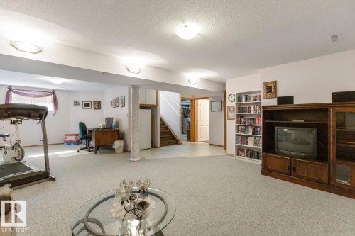 6704 164 Avenue, Edmonton, AB - Indoor