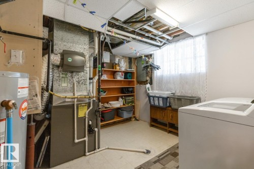 6704 164 Avenue, Edmonton, AB - Indoor