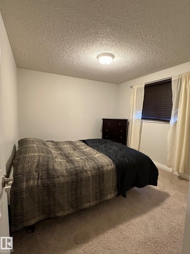 171 Willow Drive, Wetaskiwin, AB - Indoor Photo Showing Bedroom