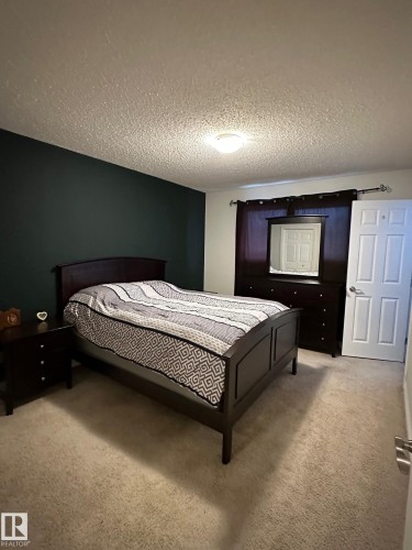 171 Willow Drive, Wetaskiwin, AB - Indoor Photo Showing Bedroom
