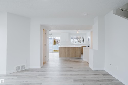 5604 202 Street, Edmonton, AB - Indoor Photo Showing Other Room