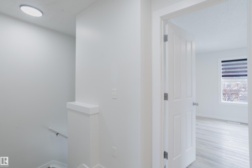 5604 202 Street, Edmonton, AB - Indoor Photo Showing Other Room