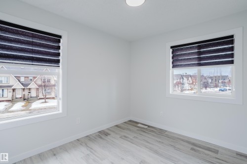 5604 202 Street, Edmonton, AB - Indoor Photo Showing Other Room