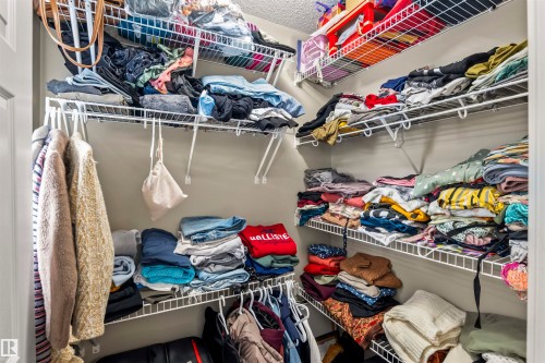 2526 19A Avenue Nw, Edmonton, AB - Indoor With Storage