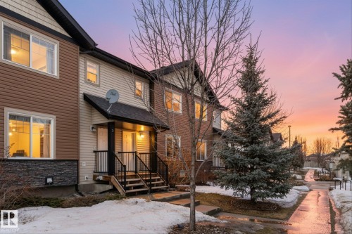 2 8716 179 Avenue  Edmonton, AB T5Z 0J3