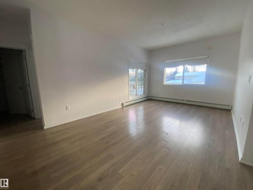 206 16715 100 Avenue, Edmonton, AB - Indoor Photo Showing Other Room