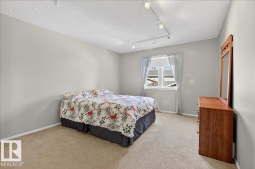 17715 57 Avenue, Edmonton, AB - Indoor Photo Showing Bedroom