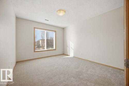 67 604 62 Street, Edmonton, AB - Indoor Photo Showing Other Room