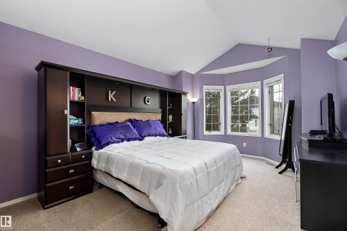 873 Ryan Pl, Edmonton, AB - Indoor Photo Showing Bedroom
