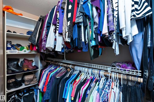 873 Ryan Pl, Edmonton, AB - Indoor With Storage