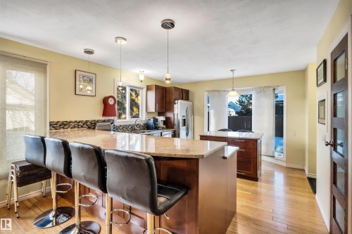 4612 10A Avenue, Edmonton, AB - Indoor