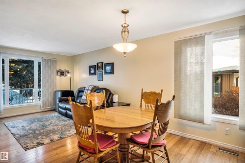 4612 10A Avenue, Edmonton, AB - Indoor Photo Showing Dining Room