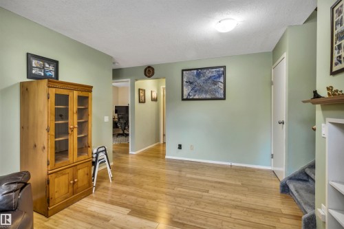 4612 10A Avenue, Edmonton, AB - Indoor Photo Showing Other Room