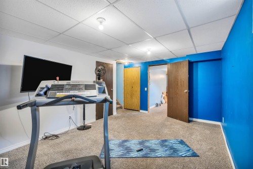 4612 10A Avenue, Edmonton, AB - Indoor Photo Showing Gym Room