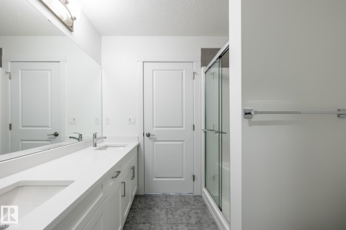 602 Ashgrove Circle, Leduc, AB - Indoor Photo Showing Bathroom