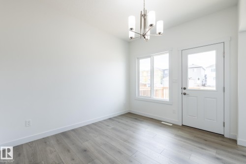 600 Ashgrove Circle, Leduc, AB - Indoor Photo Showing Other Room