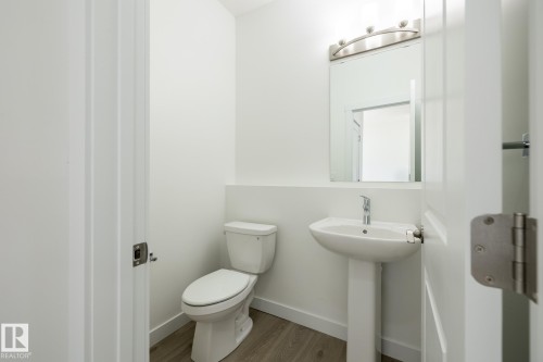 600 Ashgrove Circle, Leduc, AB - Indoor Photo Showing Bathroom