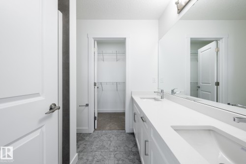 600 Ashgrove Circle, Leduc, AB - Indoor Photo Showing Bathroom