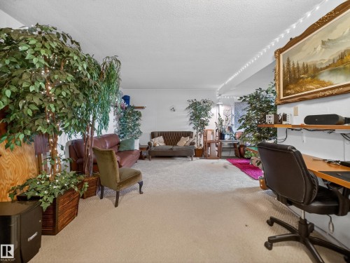 3642 Ada Boulevard, Edmonton, AB - 