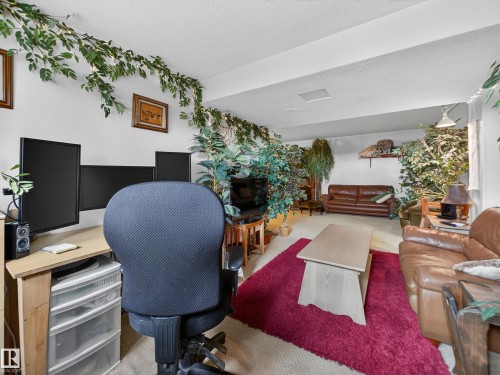 3642 Ada Boulevard, Edmonton, AB - Indoor Photo Showing Office