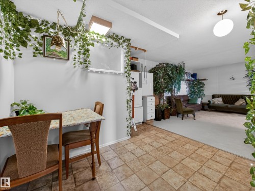 3642 Ada Boulevard, Edmonton, AB - Indoor Photo Showing Dining Room