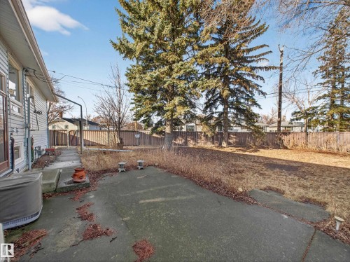 3642 Ada Boulevard, Edmonton, AB - Outdoor
