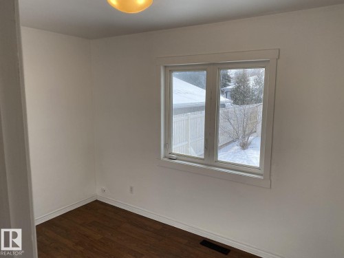 7921 97 Avenue, Edmonton, AB - Indoor Photo Showing Other Room