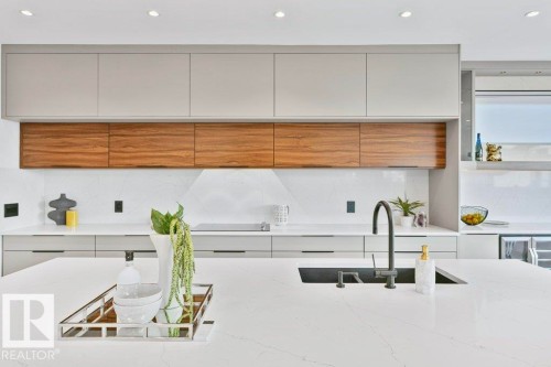 2942 Kostash Drive, Edmonton, AB - Indoor Photo Showing Kitchen With Double Sink