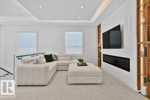 2942 Kostash Drive, Edmonton, AB - Indoor