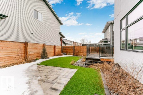 2942 Kostash Drive, Edmonton, AB - Outdoor