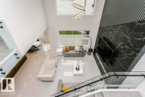 2942 Kostash Drive, Edmonton, AB - Indoor Photo Showing Other Room