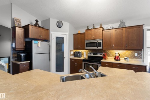 4148 41A Street, Drayton Valley, AB - Indoor Photo Showing Kitchen