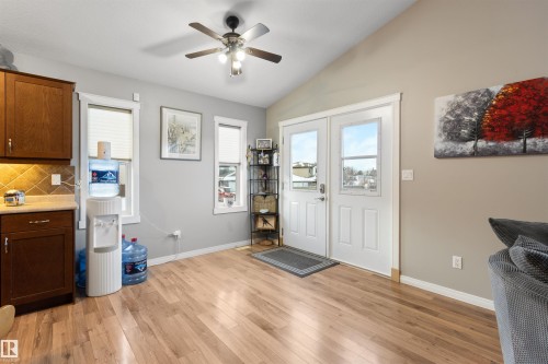 4148 41A Street, Drayton Valley, AB - Indoor