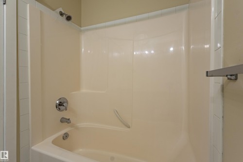 227 10535 122 Street, Edmonton, AB - Indoor Photo Showing Bathroom