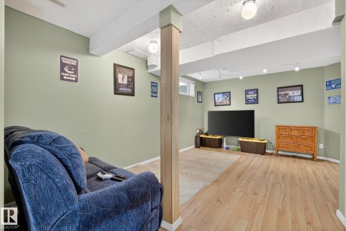 14816 47 Street, Edmonton, AB - Indoor Photo Showing Basement