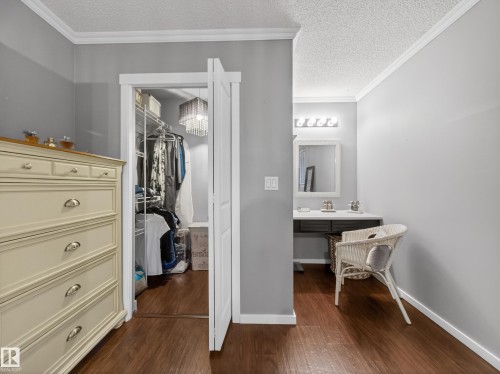 21 Glaewyn Estates, St. Albert, AB - Indoor