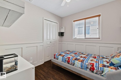 4751 156 Avenue, Edmonton, AB - Indoor Photo Showing Bedroom