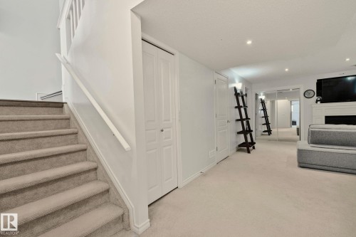 4751 156 Avenue, Edmonton, AB - Indoor Photo Showing Other Room