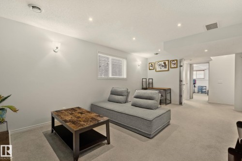 4751 156 Avenue, Edmonton, AB - Indoor