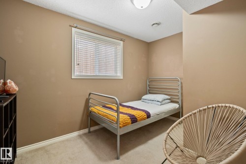 4751 156 Avenue, Edmonton, AB - Indoor Photo Showing Bedroom