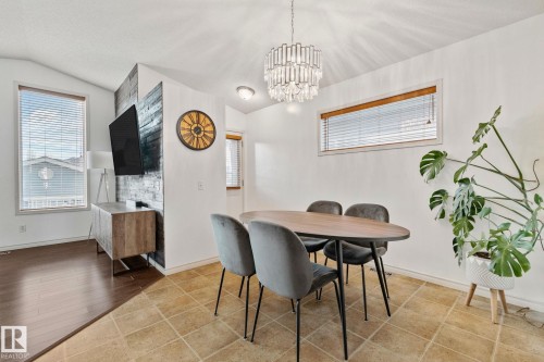 4751 156 Avenue, Edmonton, AB - Indoor Photo Showing Dining Room