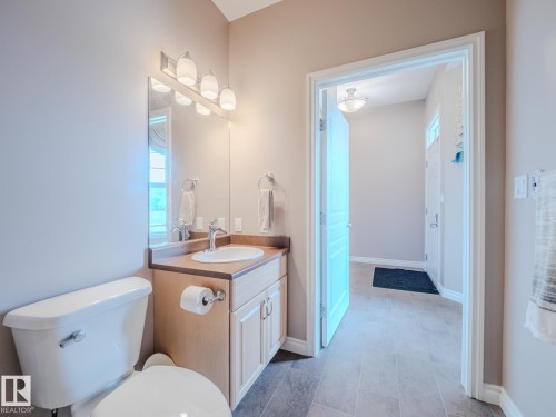 5 18343 Lessard Road, Edmonton, AB - Indoor Photo Showing Bathroom