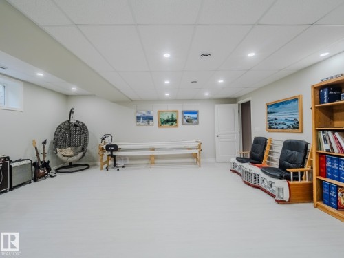 5 18343 Lessard Road, Edmonton, AB - Indoor