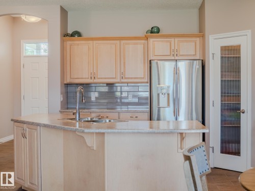 5 18343 Lessard Road, Edmonton, AB - Indoor Photo Showing Kitchen With Double Sink