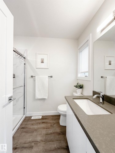 5 130 Element Dr, St. Albert, AB - Indoor Photo Showing Bathroom