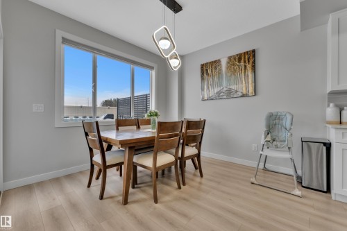 3003 4 Street, Edmonton, AB - Indoor Photo Showing Dining Room
