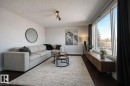 2111 146 Avenue, Edmonton, AB  - Indoor Photo Showing Living Room 