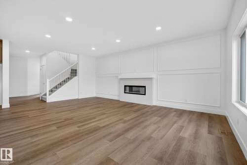 7091 Kiviaq Crescent, Edmonton, AB - Indoor With Fireplace